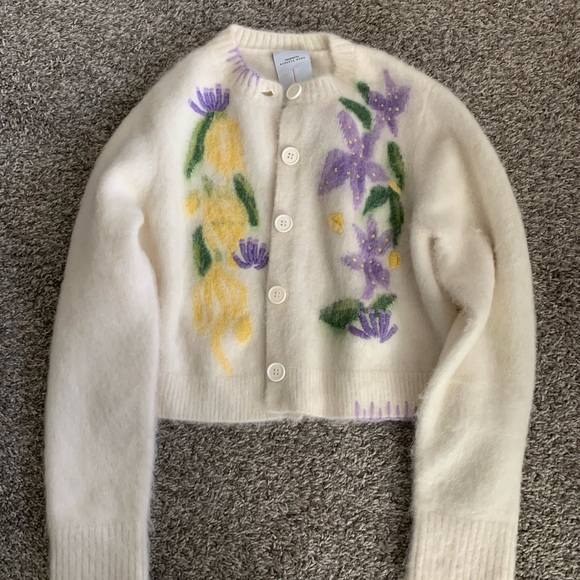 Fabrique Women's Floral Cream Sweater Cardigan - Picture 2 of 9